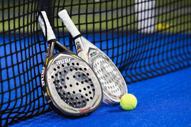 Guide : choisir la raquette de padel parfaite